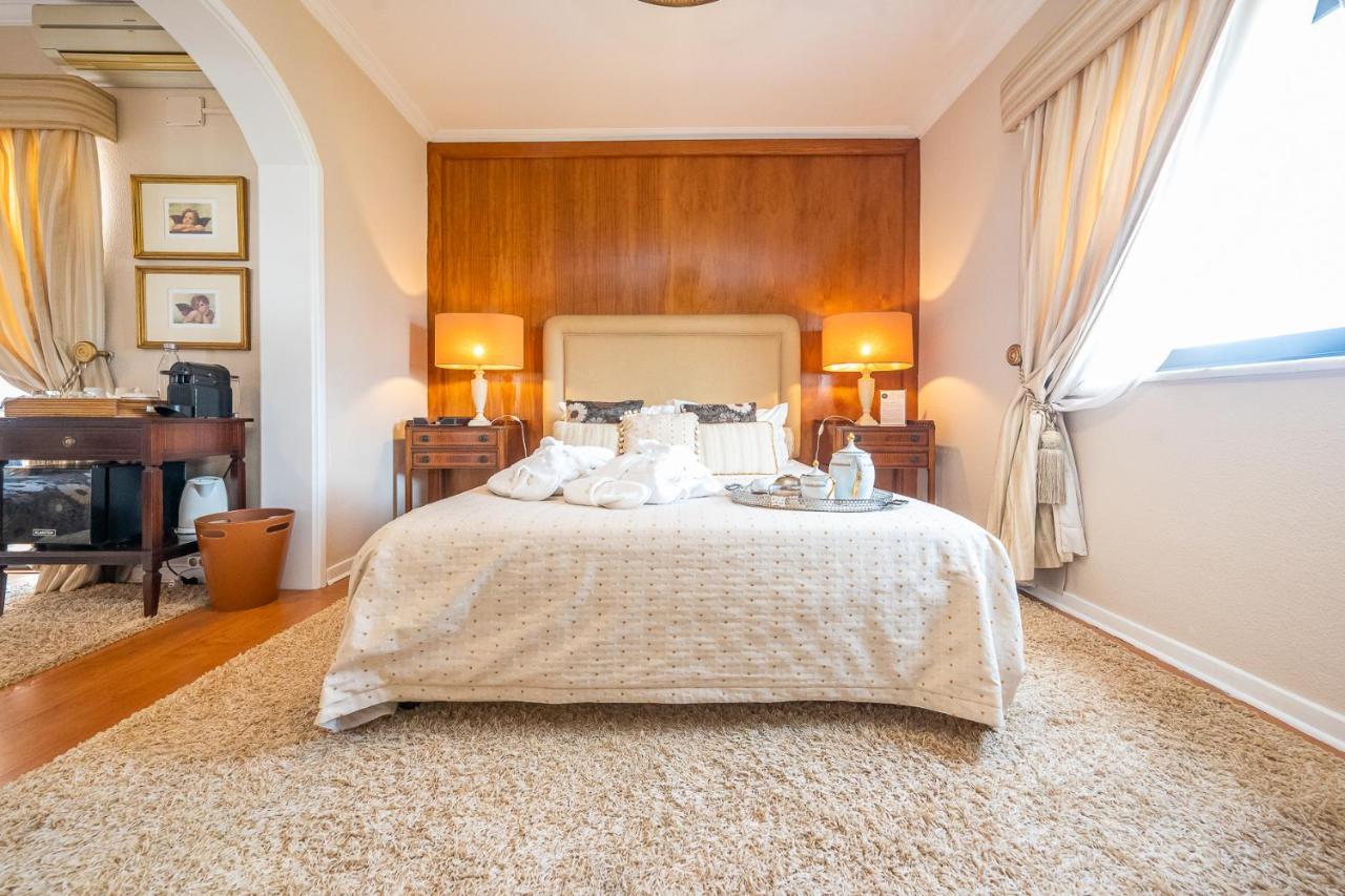 Lourenco'S House Deluxe กาชไกช์ ภายนอก รูปภาพ